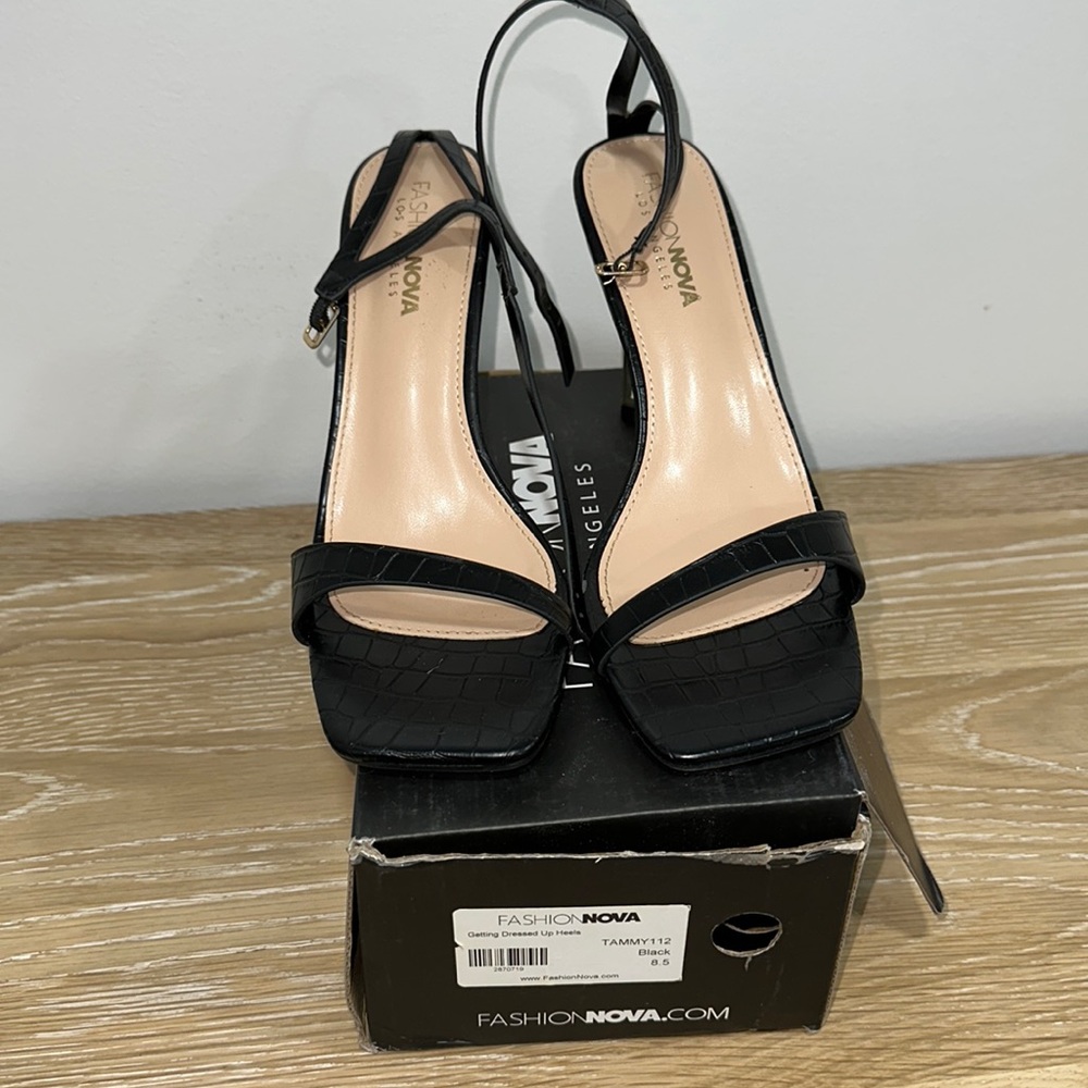 Fashion Nova Black Heeled Sandals